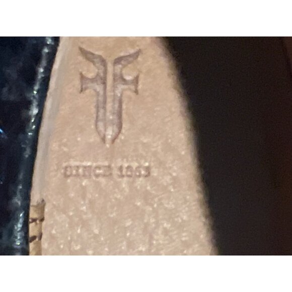 Frye Womens Slip-On Sneakers Metallic Bronze Snake Print Size 10M - Picture 6 of 7